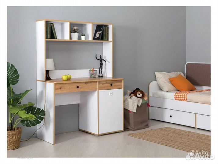 Стол письменный Вуди с надстройкой