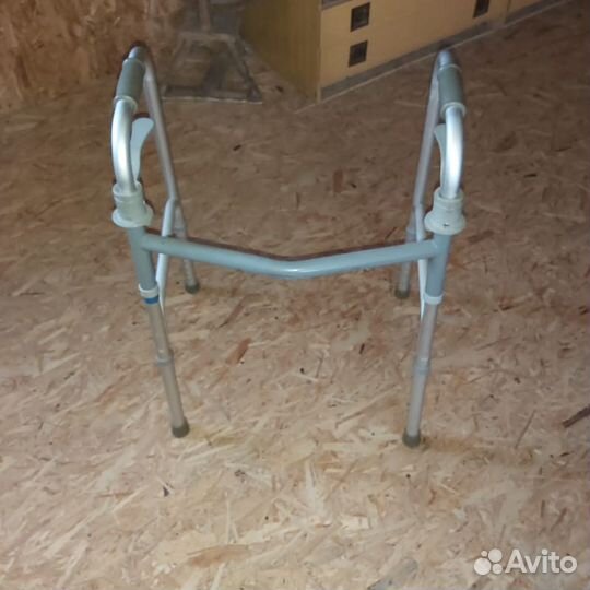 Ходунки для взрослых