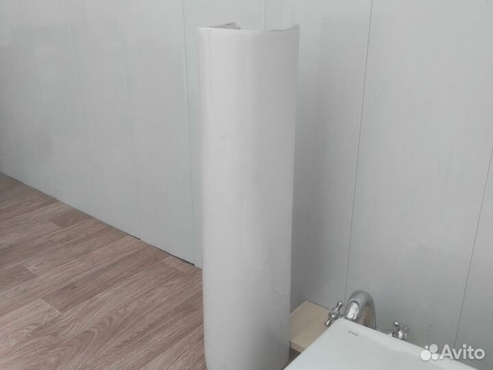 Раковина в ванну с пьедесталом б/у