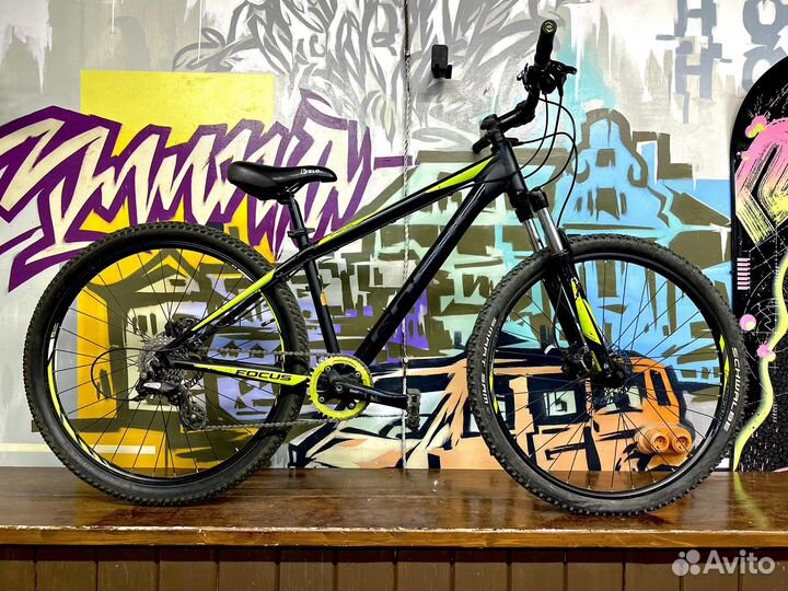 Велосипед Focus 27.5/17 hydro/altus