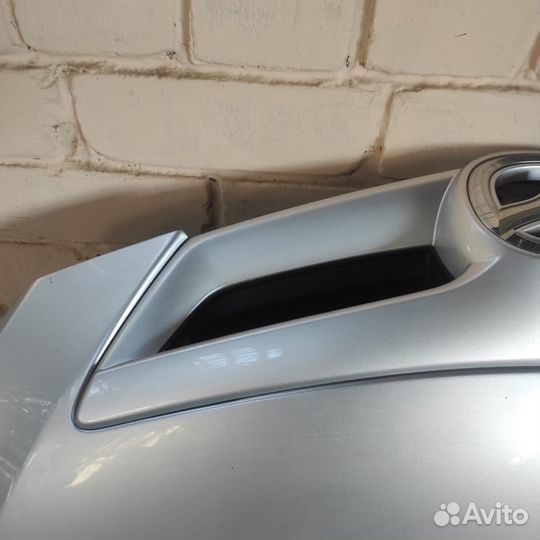 Капот с решеткой серебристый Mazda 3 bk хэтчбек