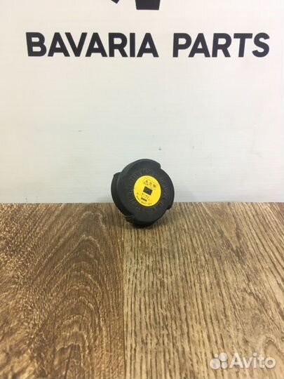 Крышка радиатора Bmw X3 E83 2.5 N52 2009