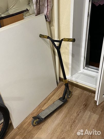 Трюковой самокат