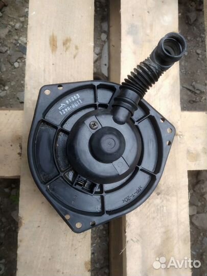 Моторчик отопителя Nissan Almera N15 1.4 1998