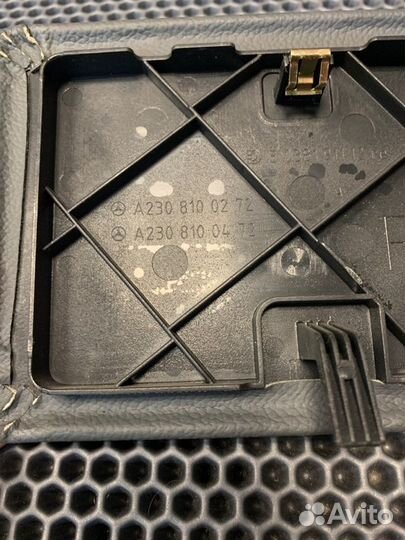 Накладка в салоне Mercedes-Benz Sl500 230.475 M