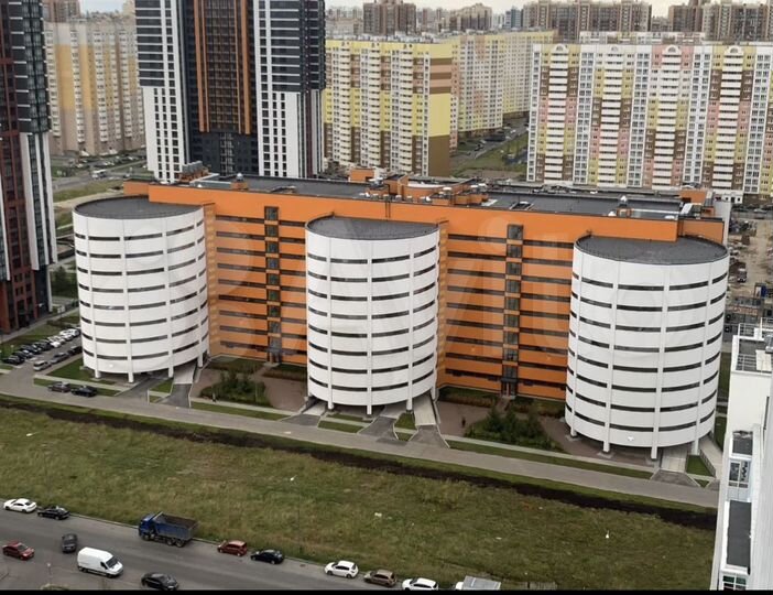 Машиноместо, 13 м²