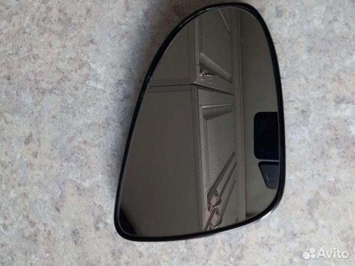 Зеркальный элемент тойота венза ристалинг правый