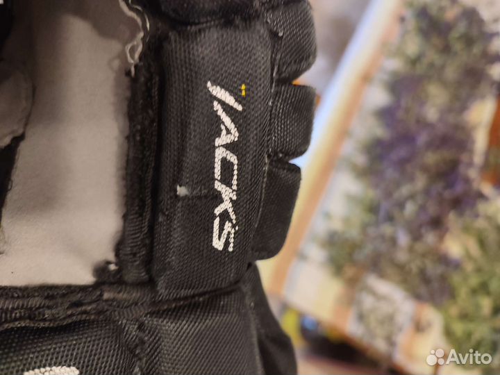 Краги хоккейные размер 13 ccm