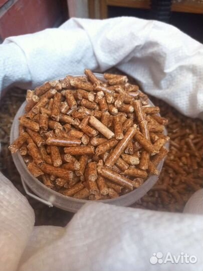 Древесный наполнитель для кошачьего туалета