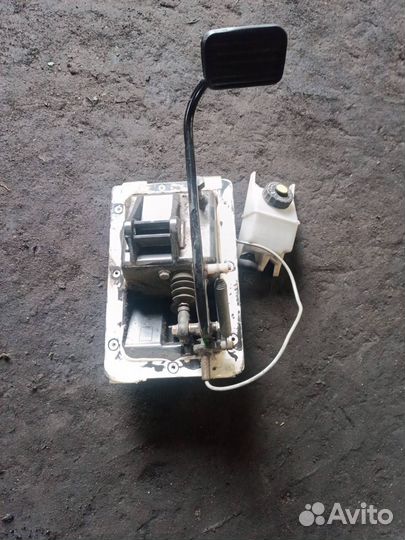 Педаль сцепления DAF XF 105 2010