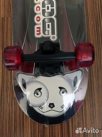 Скейтборд (новый, в защитной пленке)