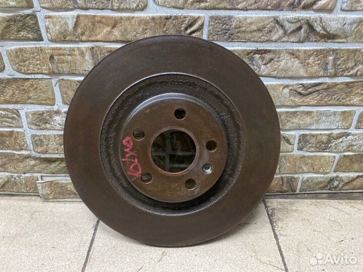 Диск тормозной задний Volvo Xc90 2 2.0 dizel 2019