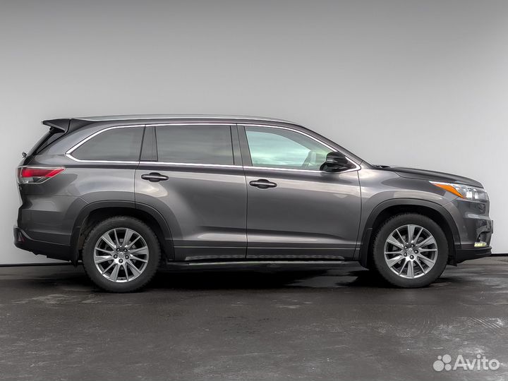Toyota Highlander 3.5 AT, 2015, 168 330 км