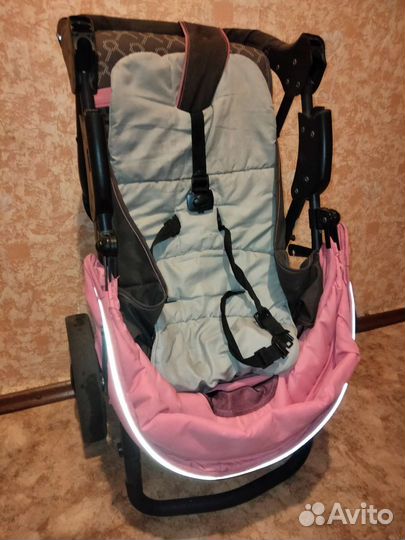 Прогулочная коляска (3-х колесная)