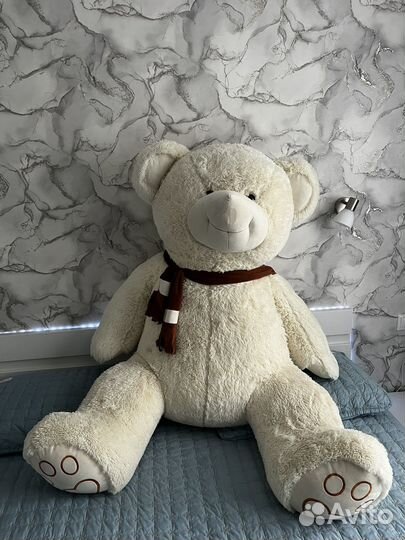 Плюшевый медведь