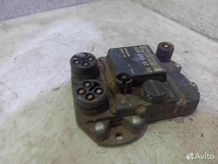 Блок управления зажиганием (коммутатор)