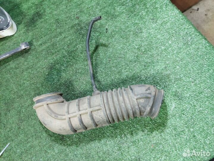 Патрубок воздушного фильтра Lifan Breez