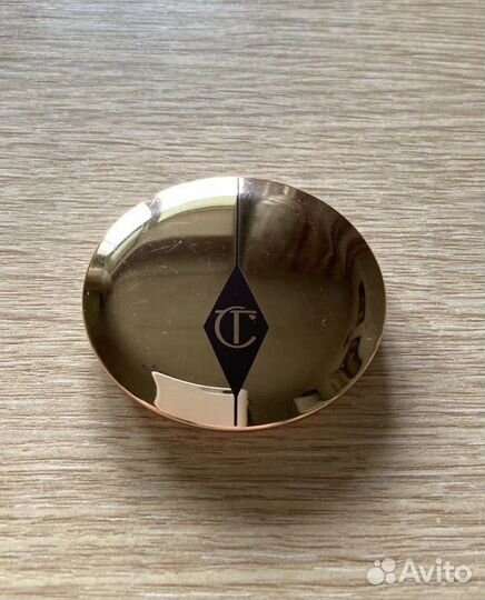 Корректор Charlotte Tilbury Magic Vanish