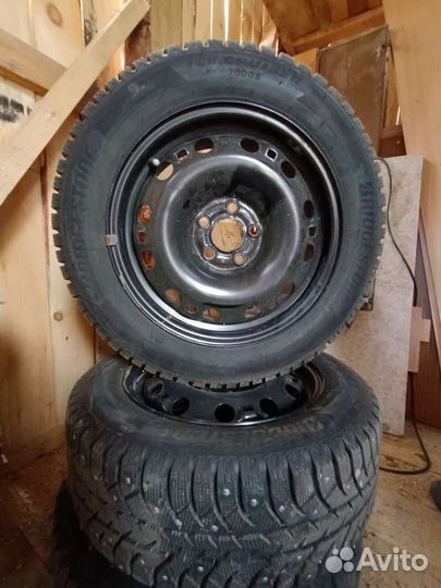 Bridgestone Ice Cruiser 7000S 185/60 R15