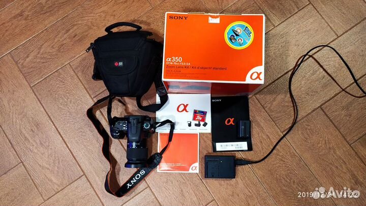 Фотоаппарат зеркальный