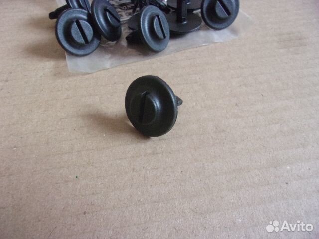 VW / Audi, 92-02г., клипса крепёжная