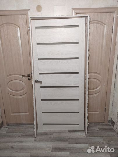 Межкомнатные двери бу 90х200