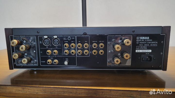 Yamaha A-S2000 black - в Идеале с Пультом