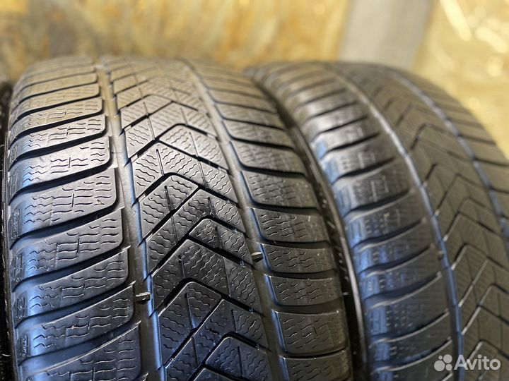 Pirelli Winter Sottozero 3 245/40 R19 и 275/35 R19 100V