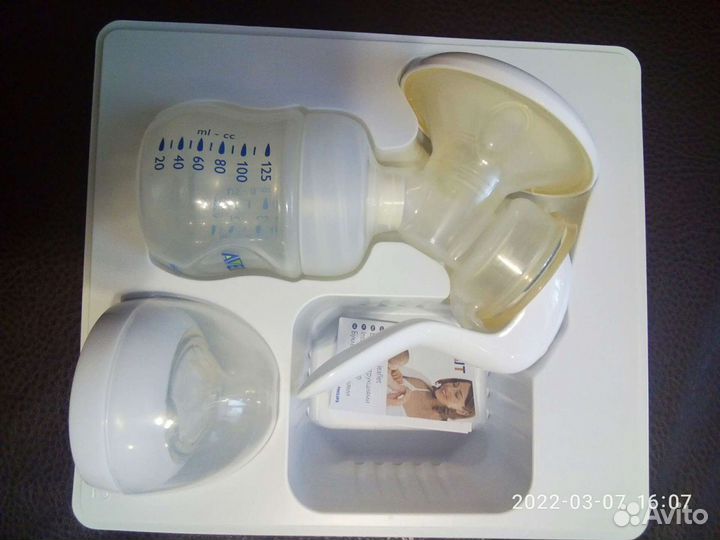 Ручной молокоотсос Filips avent SCF 330/20