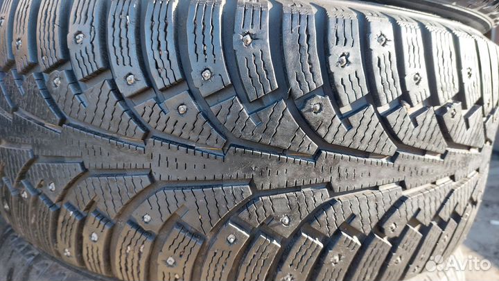 Nokian Tyres Hakkapeliitta 5 245/45 R17 99T