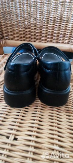 Туфли чёрные для девочки размер 34