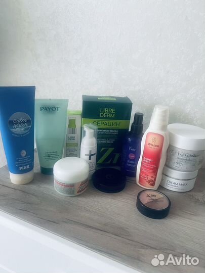 Набор косметики пакетом,воскоплав и сумка спорт