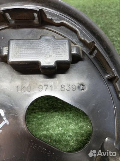 Крышка топливного насоса VW Jetta 2005-2011