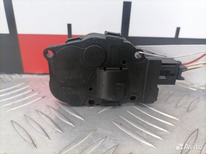 Электропривод BMW 5 F07/F10/F11 2013 64119319037