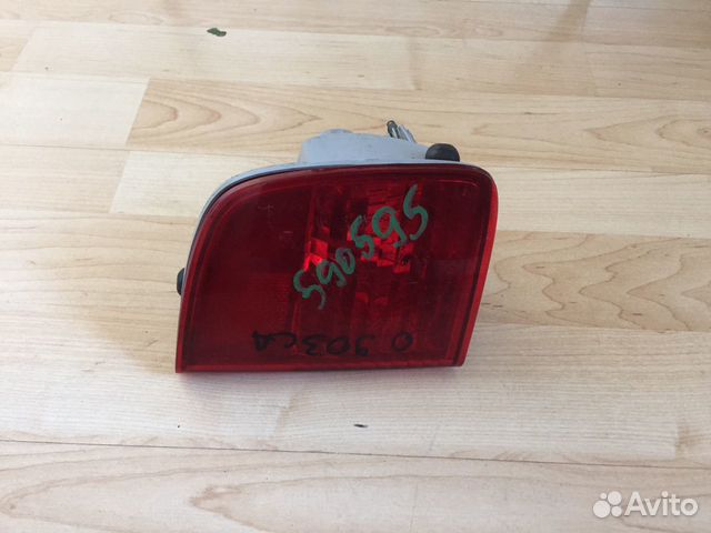 Фонарь задний левый Toyota Land Cruiser 2014