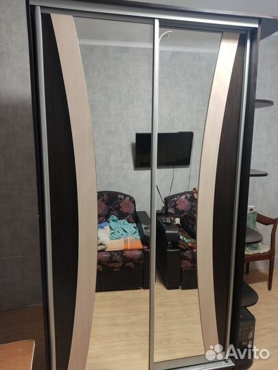 Шкаф купе с зеркалом бу
