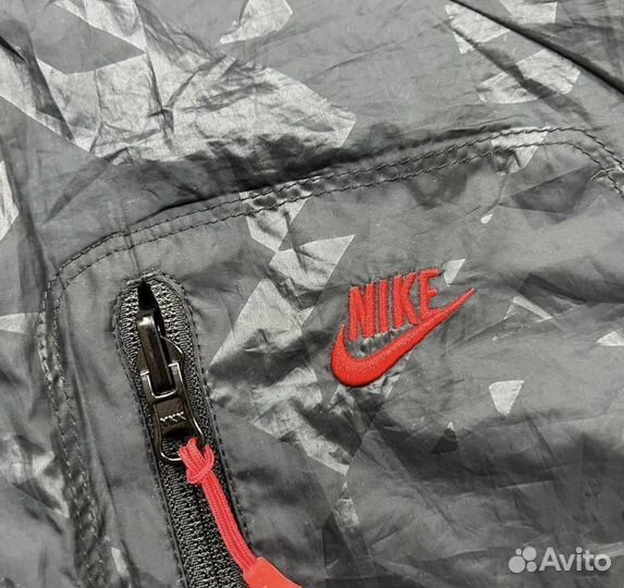 Ветровка Nike