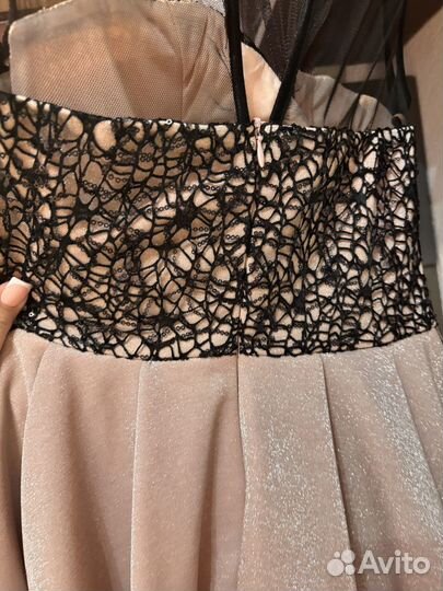 Платье вечернее