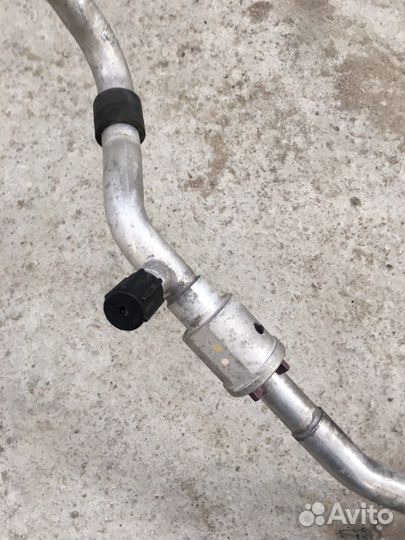 Трубка кондиционера Volkswagen Phaeton (2034)