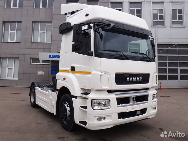 Водитель кат Е на камаз 5490 2017г