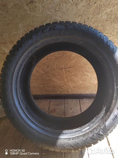 Pirelli Winter Carving Edge 275/45 R20