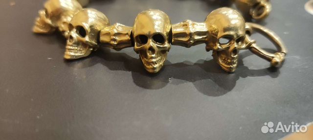 Золотой браслет черепа