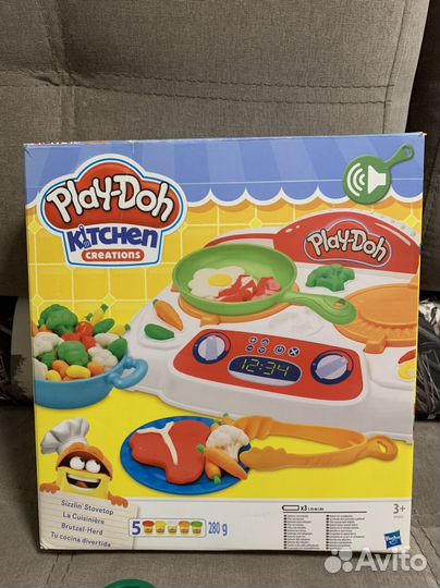 Набор Play-Doh Кухня с новым пластилином