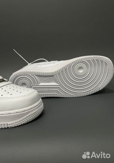 Кроссовки Nike AIR force 1 Белые