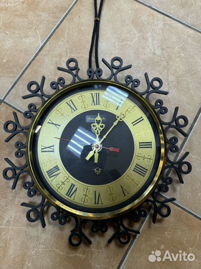 Часы настенные Янтарь СССР