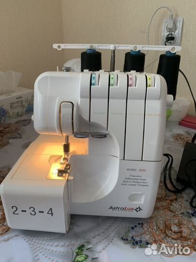 Швейная машина AstraLux