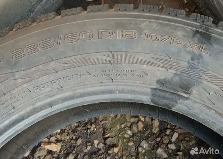 Nokian Tyres Hakkapeliitta R2 SUV 235/60 R18 107R