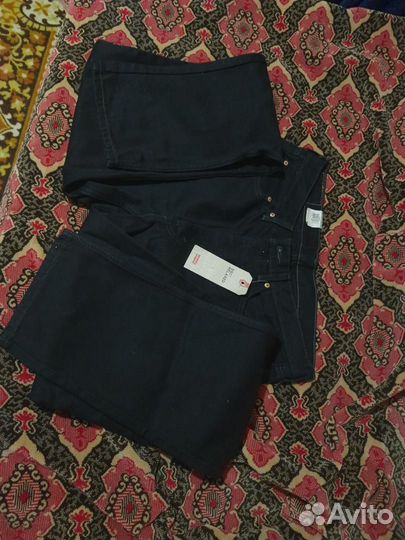 Джинсы LeviS черные размер 52 по поясу