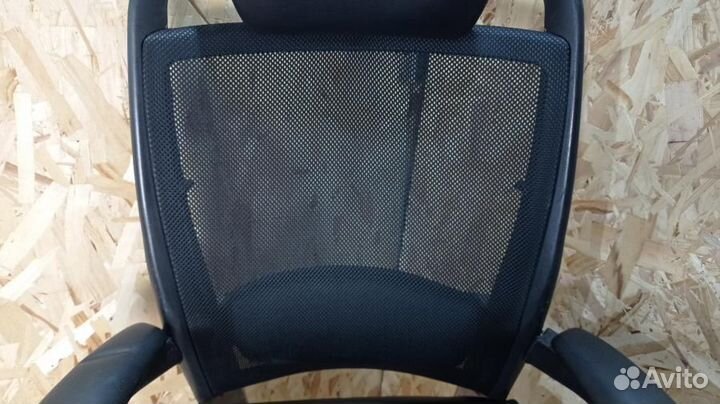 Кресло руководителя Chairman Эко-кожа /б/у