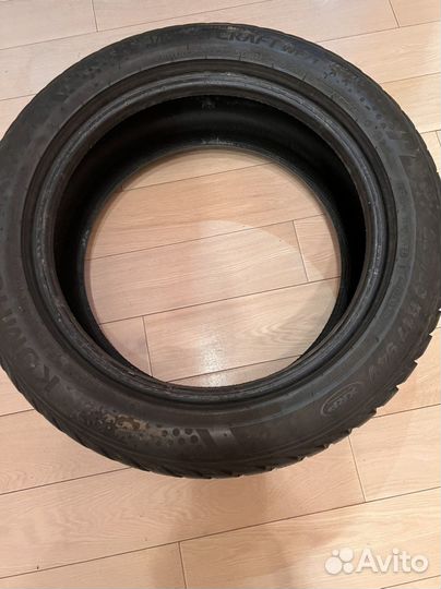 Kumho WinterCraft WP71 2.25/50 R17 94V
